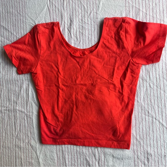 SOLD American Apparel cotton spandex jersey tee - Picture 2 of 4